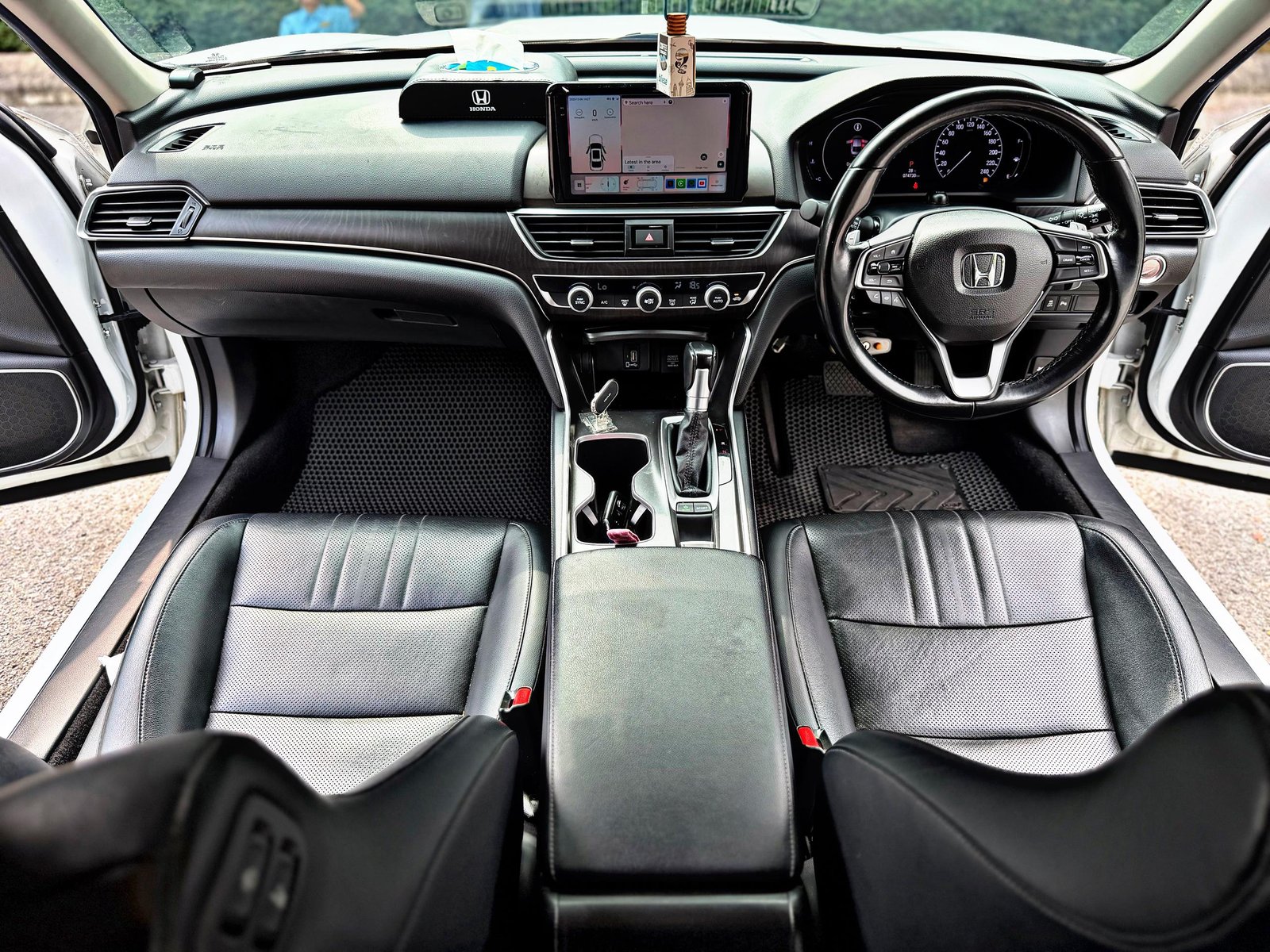 HONDA ACCORD 1.5 TC TURBO AUTO - Image 6