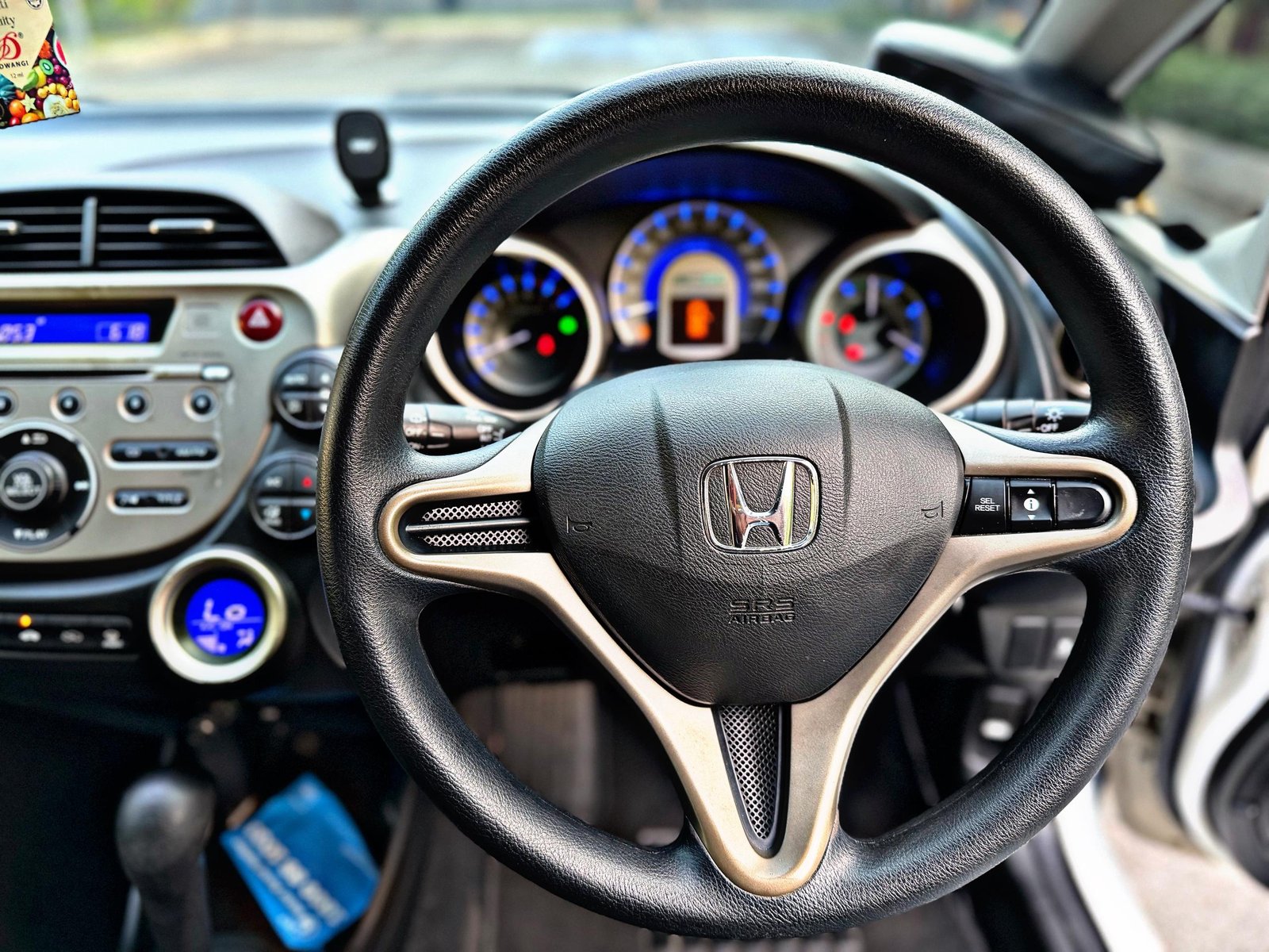 HONDA JAZZ HYBRID 1.3 AUTO - Image 6