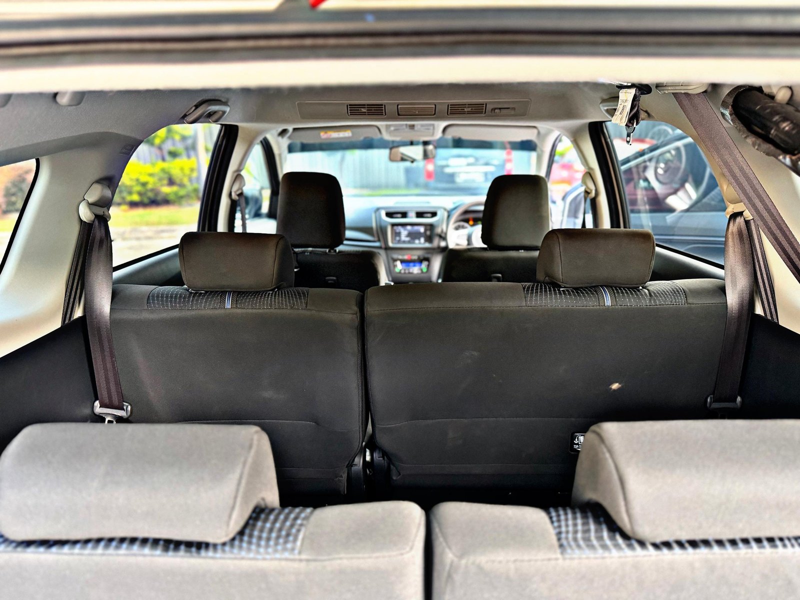 PERODUA ARUZ 1.5 X AUTO - Image 9