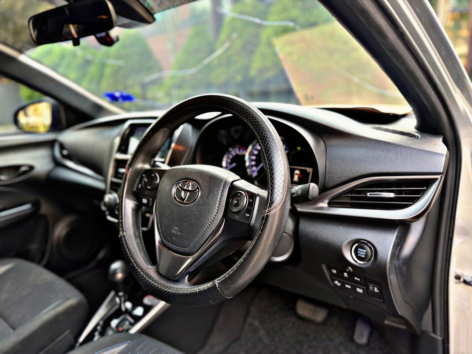 TOYOTA YARIS E SPEC 1.5 AUTO - Image 5