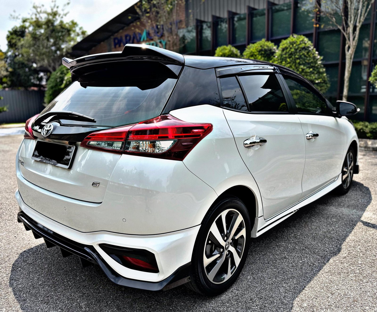 TOYOTA YARIS 1.5 G FULL SPEC AUTO - Image 2