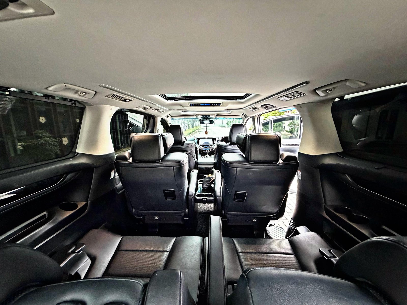 TOYOTA VELLFIRE ZG 2.5 AUTO - Image 12