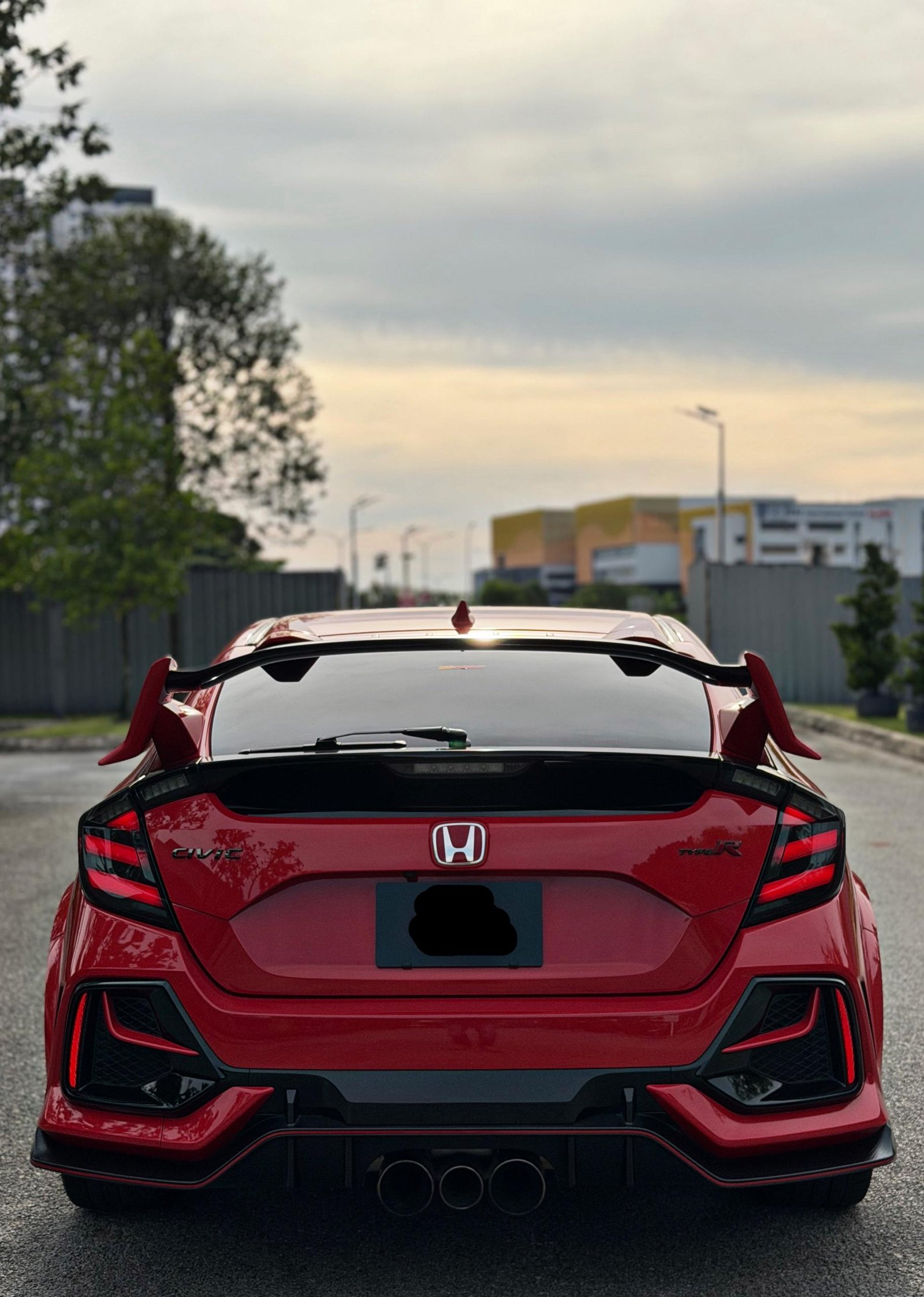 HONDA FK8 TYPE R 2.0 VTEC TURBO (M) - Image 4