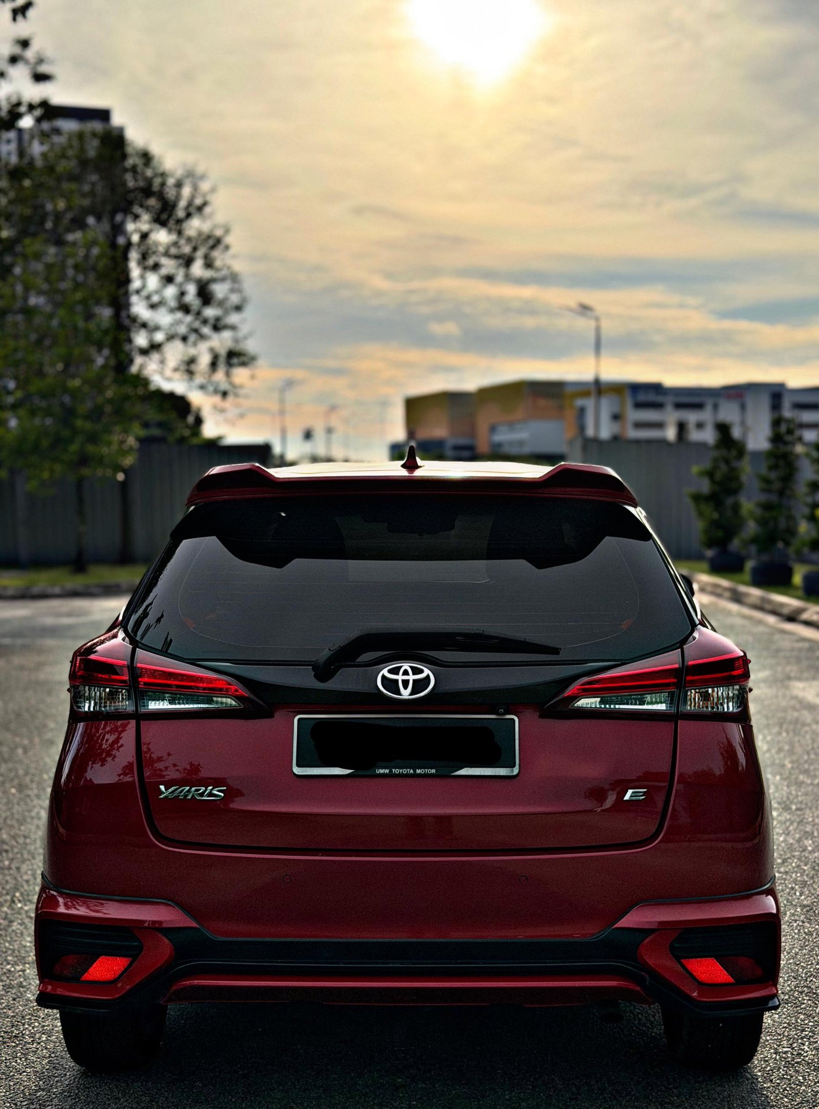 TOYOTA YARIS 1.5 E AUTO - Image 4