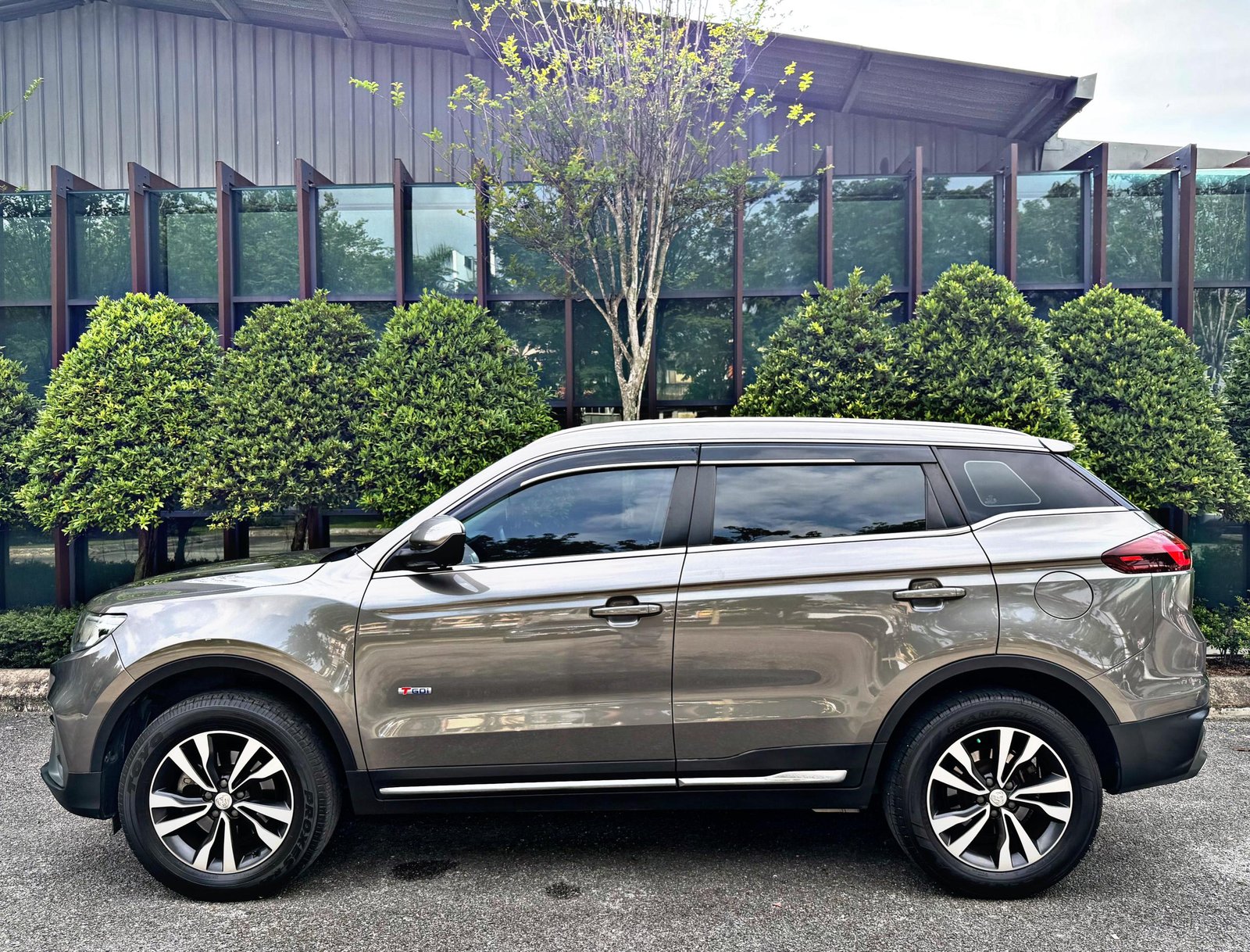 PROTON X70 TGDI 2WD EXECUTIVE 1.8(A) - Image 12