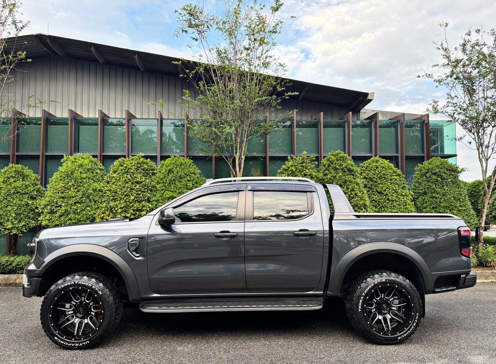 FORD RANGER WILDTRACK 2.0 AUTO 4WD - Image 8