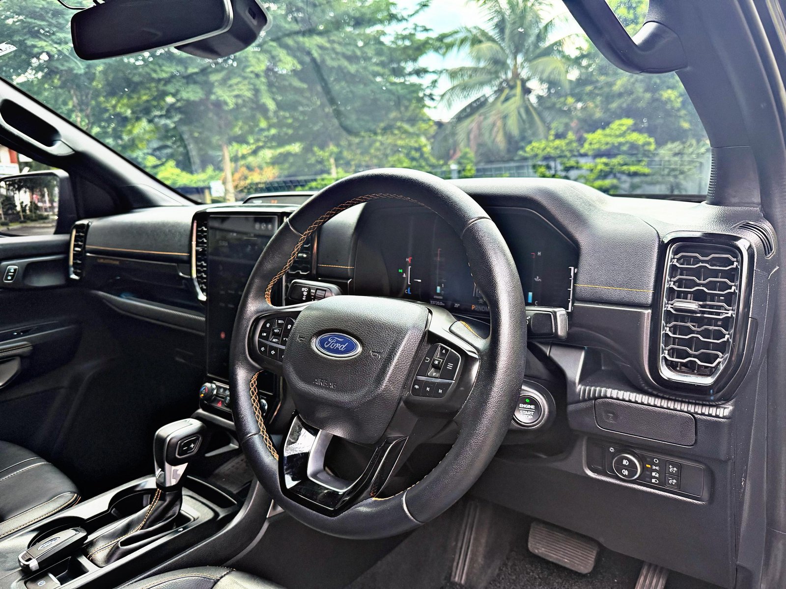 FORD RANGER WILDTRACK 2.0 AUTO 4WD - Image 5