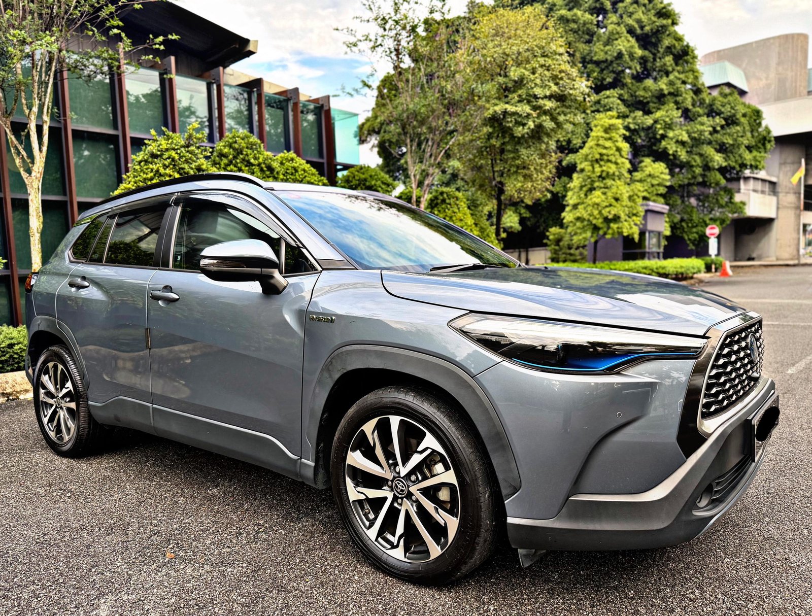 TOYOTA COROLLA CROSS 1.8 HYBRID - Image 16