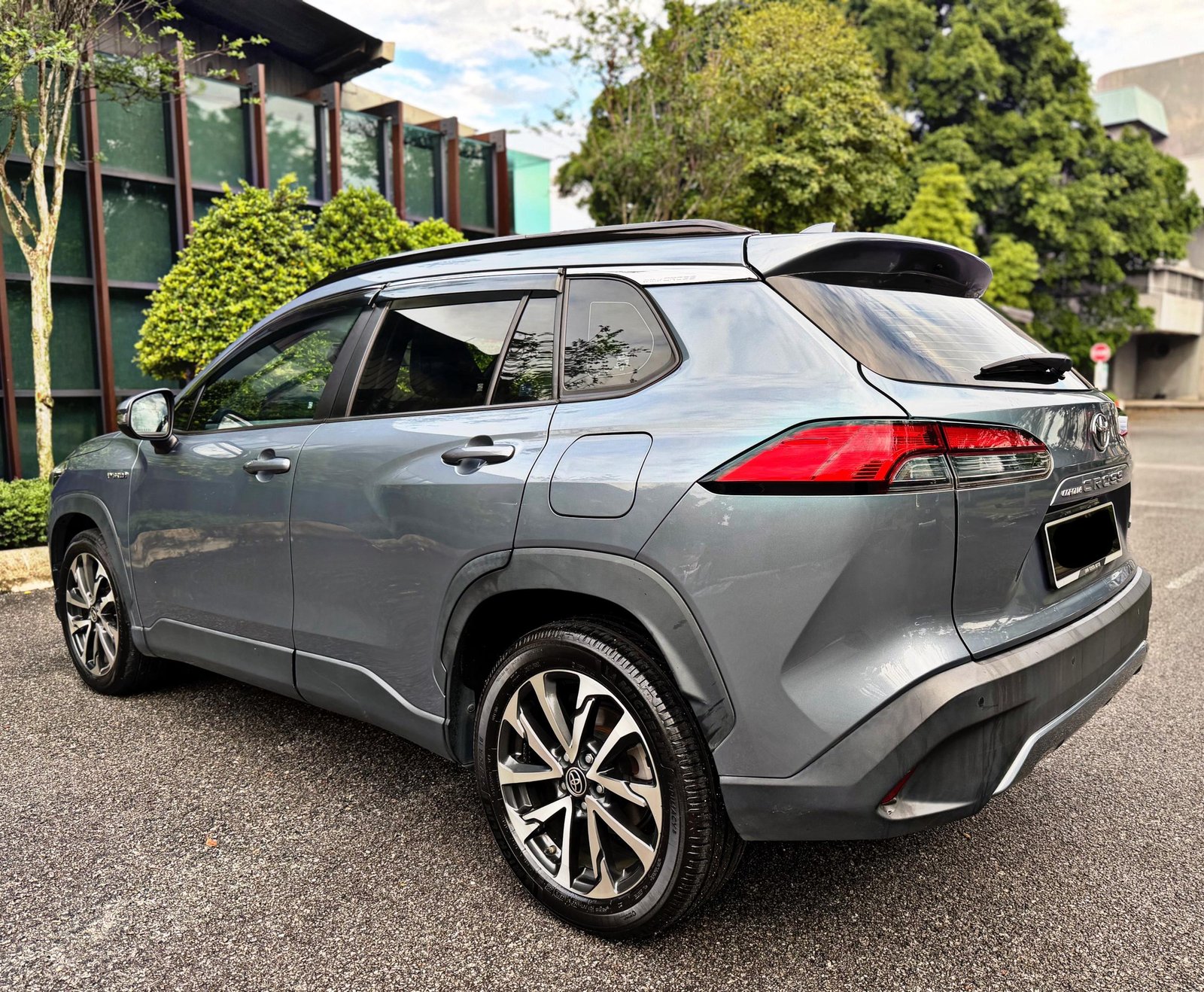 TOYOTA COROLLA CROSS 1.8 HYBRID - Image 15