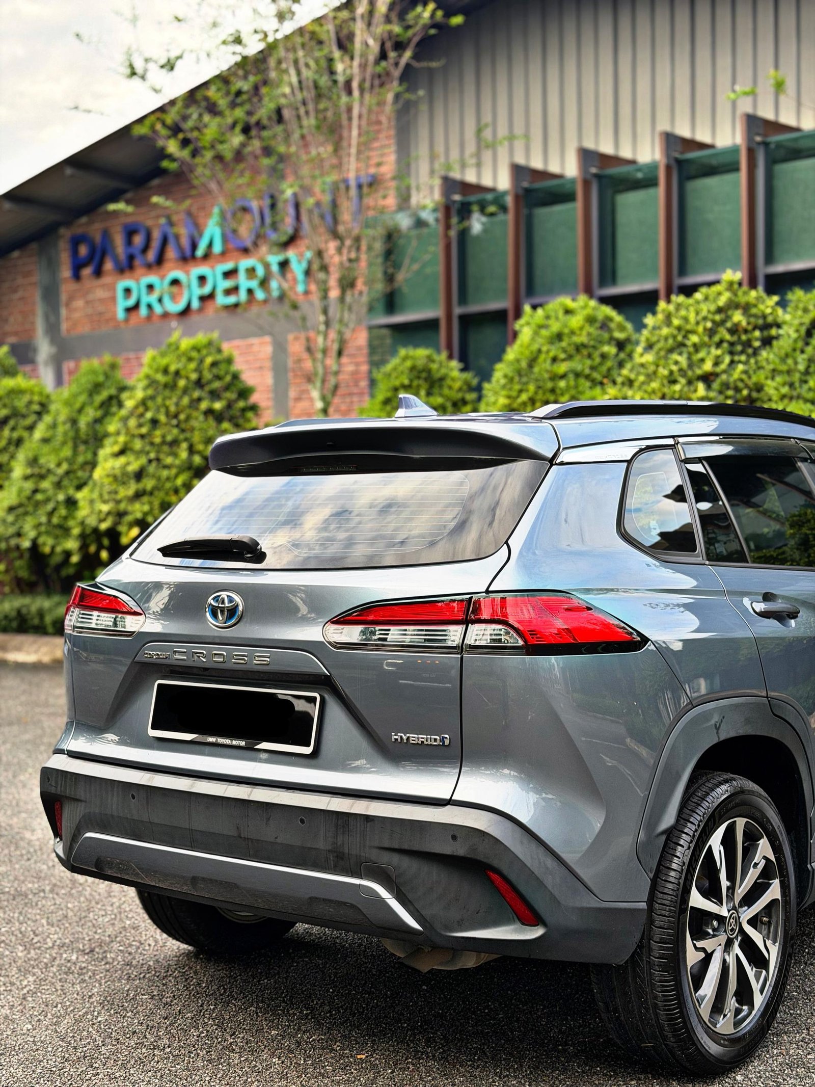 TOYOTA COROLLA CROSS 1.8 HYBRID - Image 3