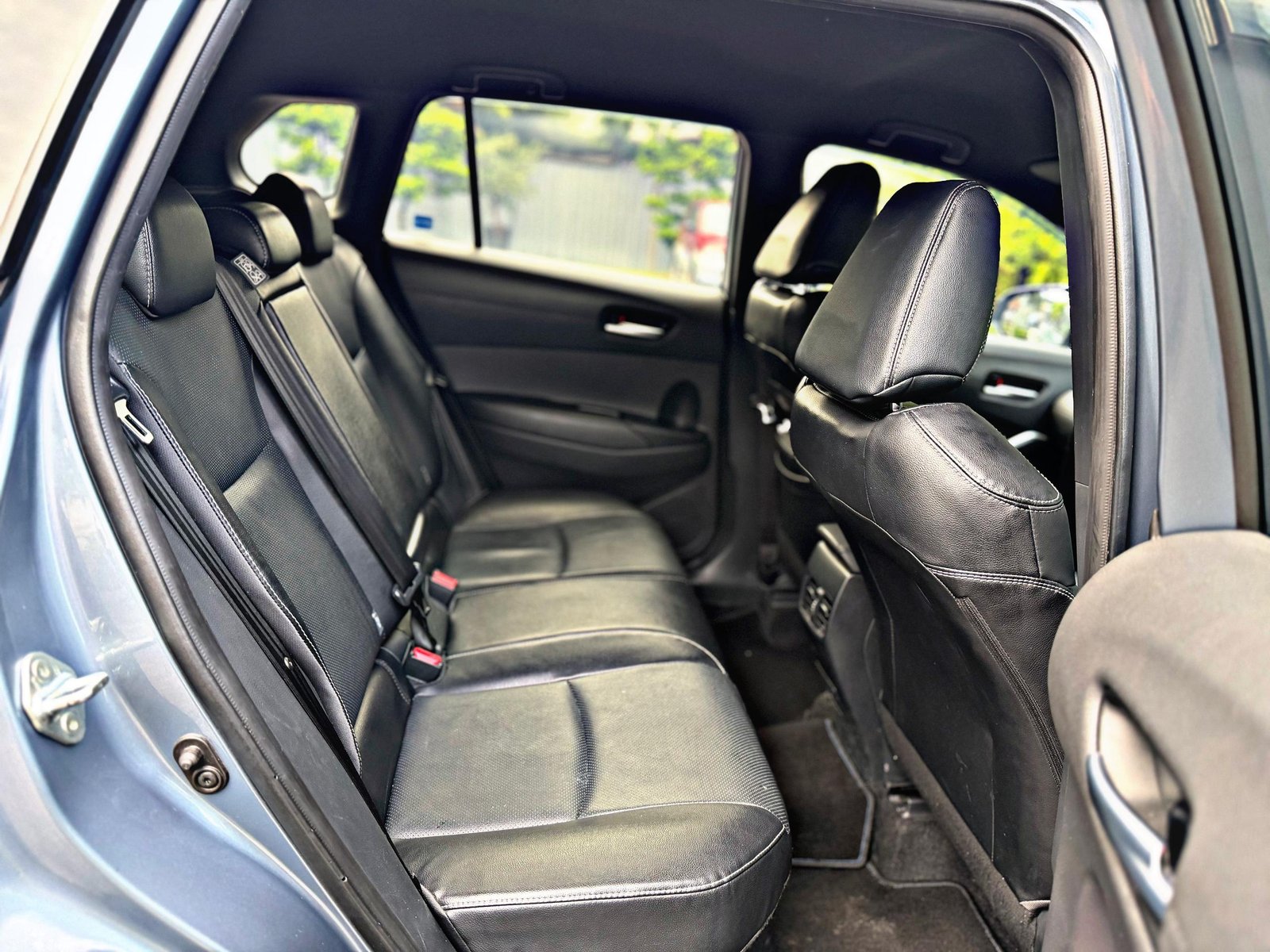 TOYOTA COROLLA CROSS 1.8 HYBRID - Image 8