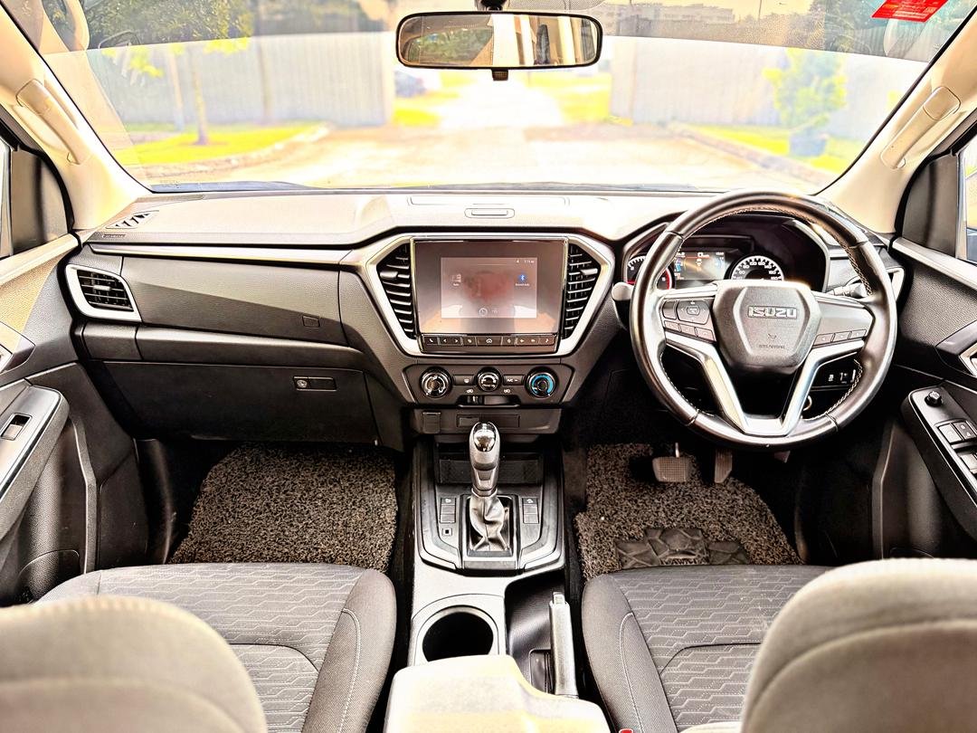 ISUZU DMAX 1.9 AUTO PLUS - Image 8
