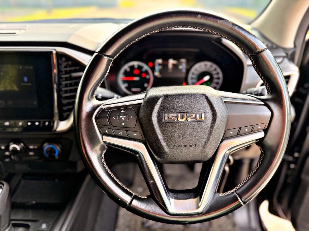 ISUZU DMAX 1.9 AUTO PLUS - Image 15