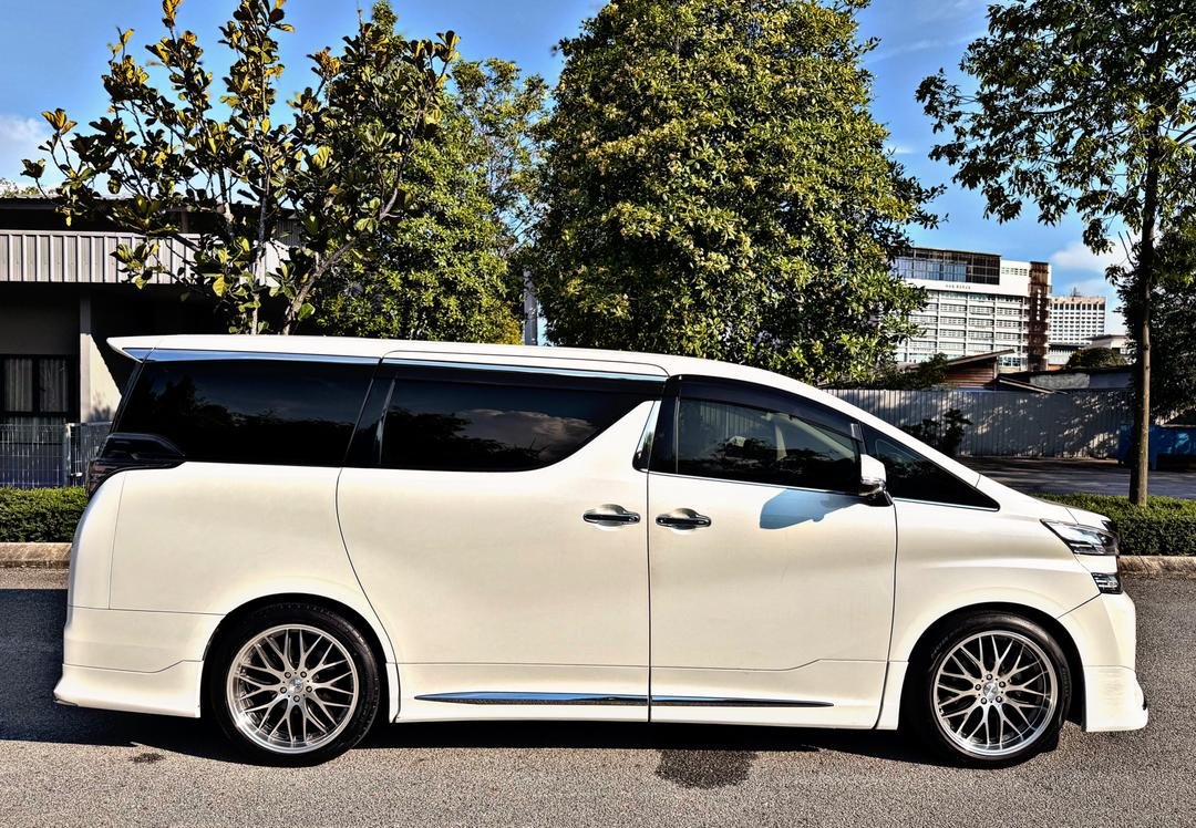 TOYOTA VELLFIRE ZG 2.5 AUTO - Image 19