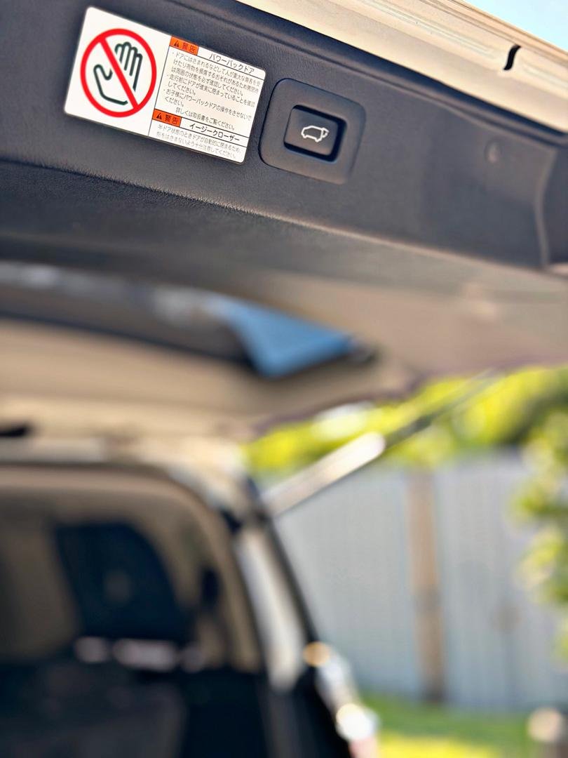 TOYOTA VELLFIRE ZG 2.5 AUTO - Image 17