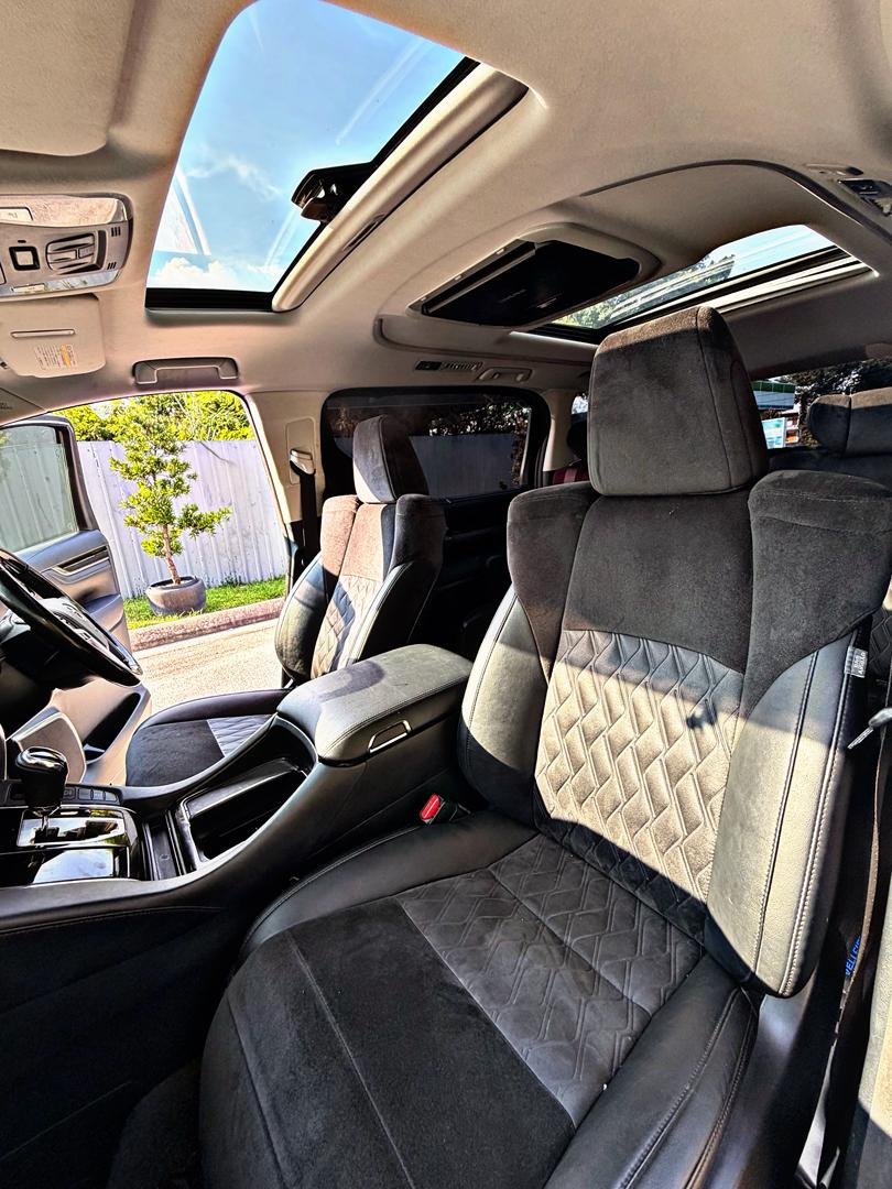 TOYOTA VELLFIRE ZG 2.5 AUTO - Image 12