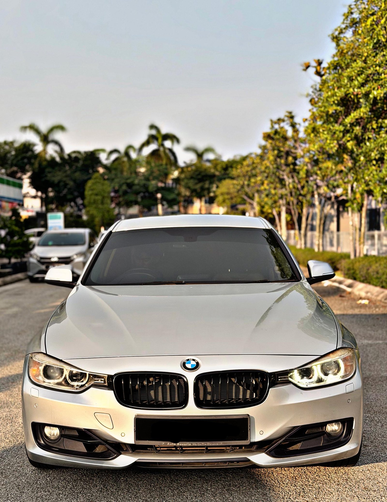 BMW F30 320i 2.0 AUTO - Image 14
