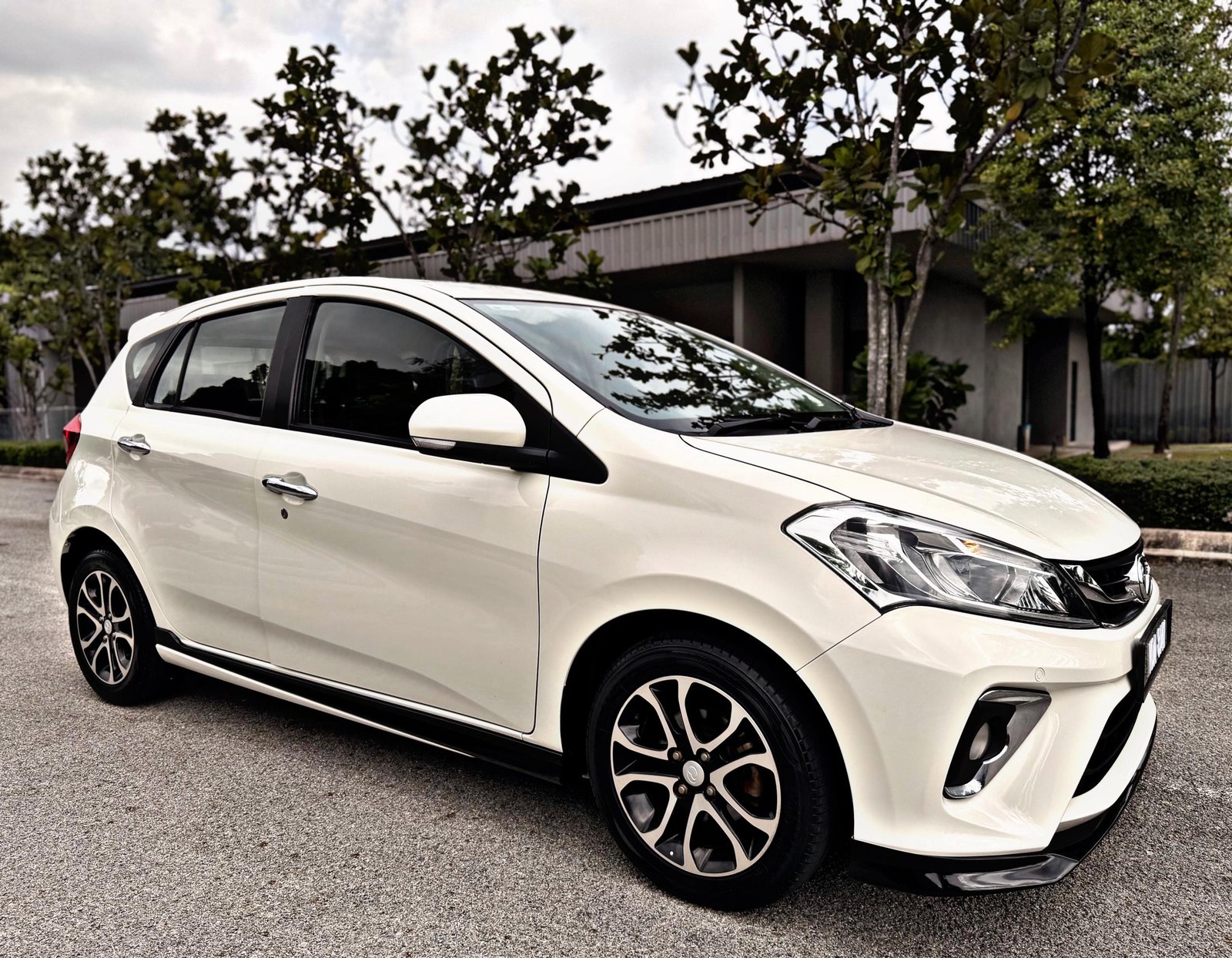 PERODUA MYVI 1.5 H AUTO - Image 18