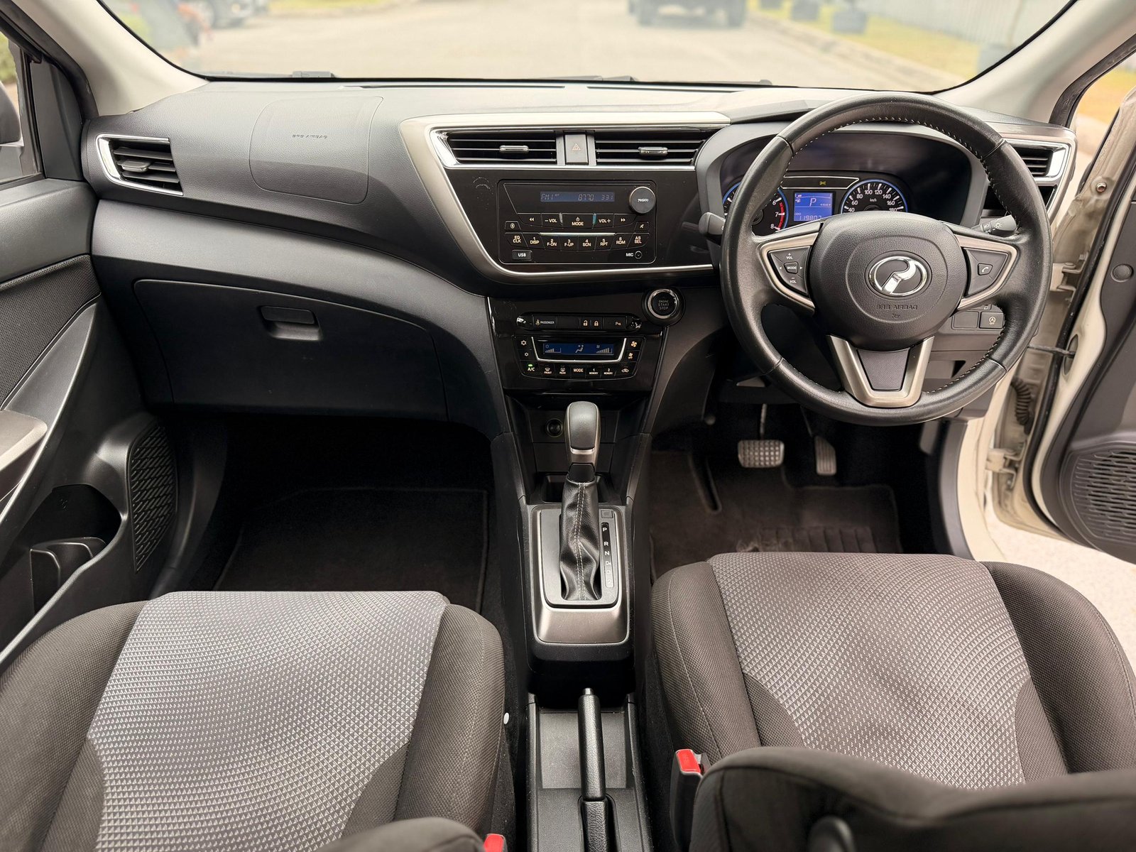 PERODUA MYVI 1.5 H AUTO - Image 11
