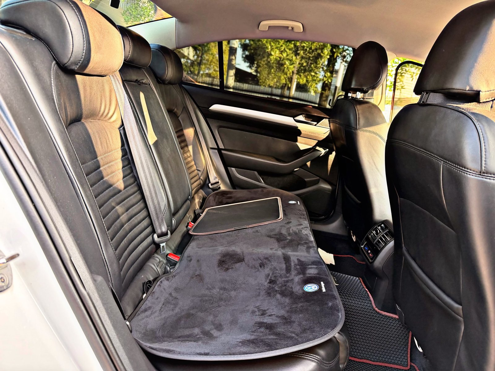 VOLKSWAGEN PASSAT 1.8 AUTO - Image 15