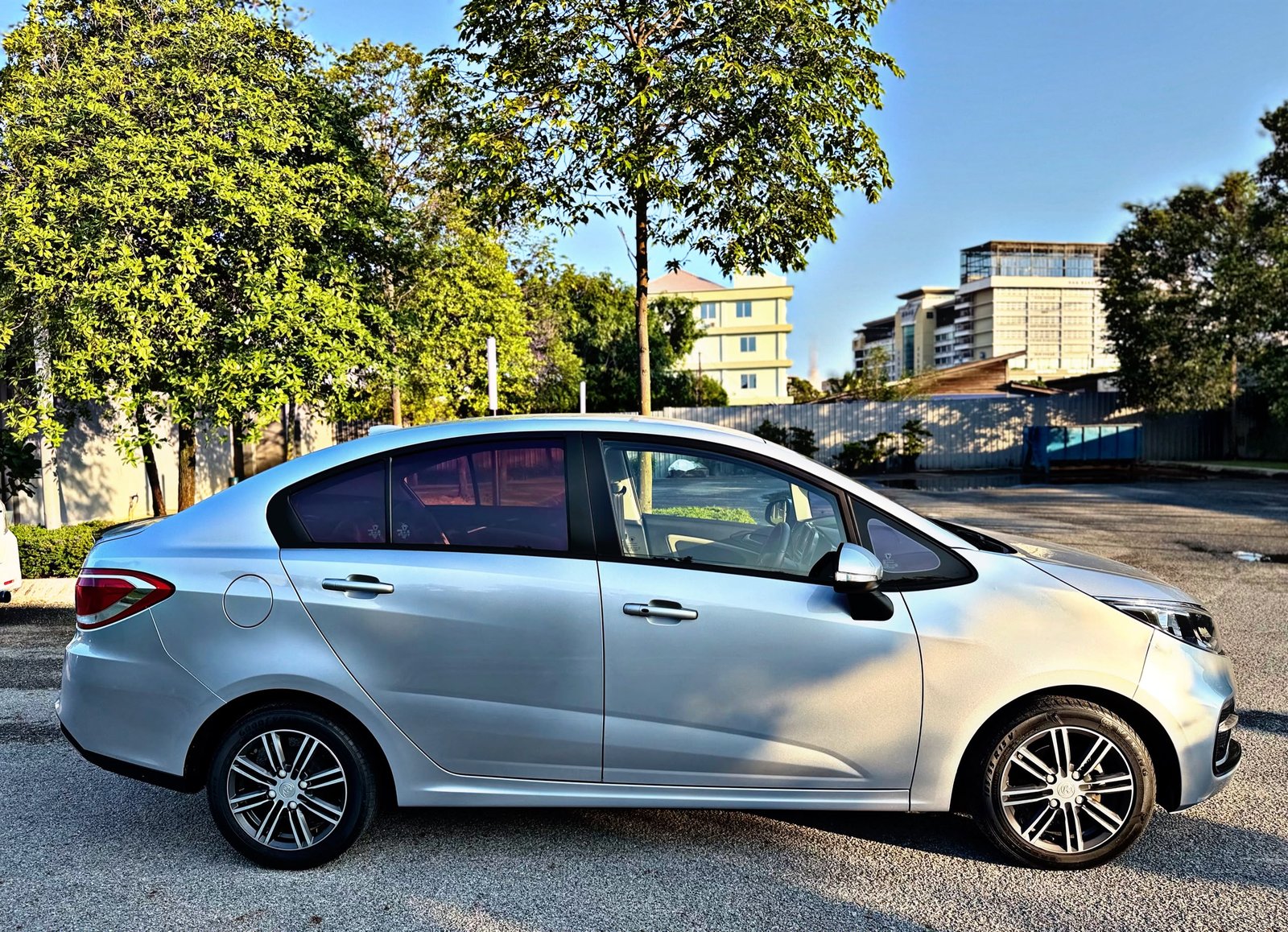 PROTON PERSONA PREMIUM CVT 1.6 - Image 11